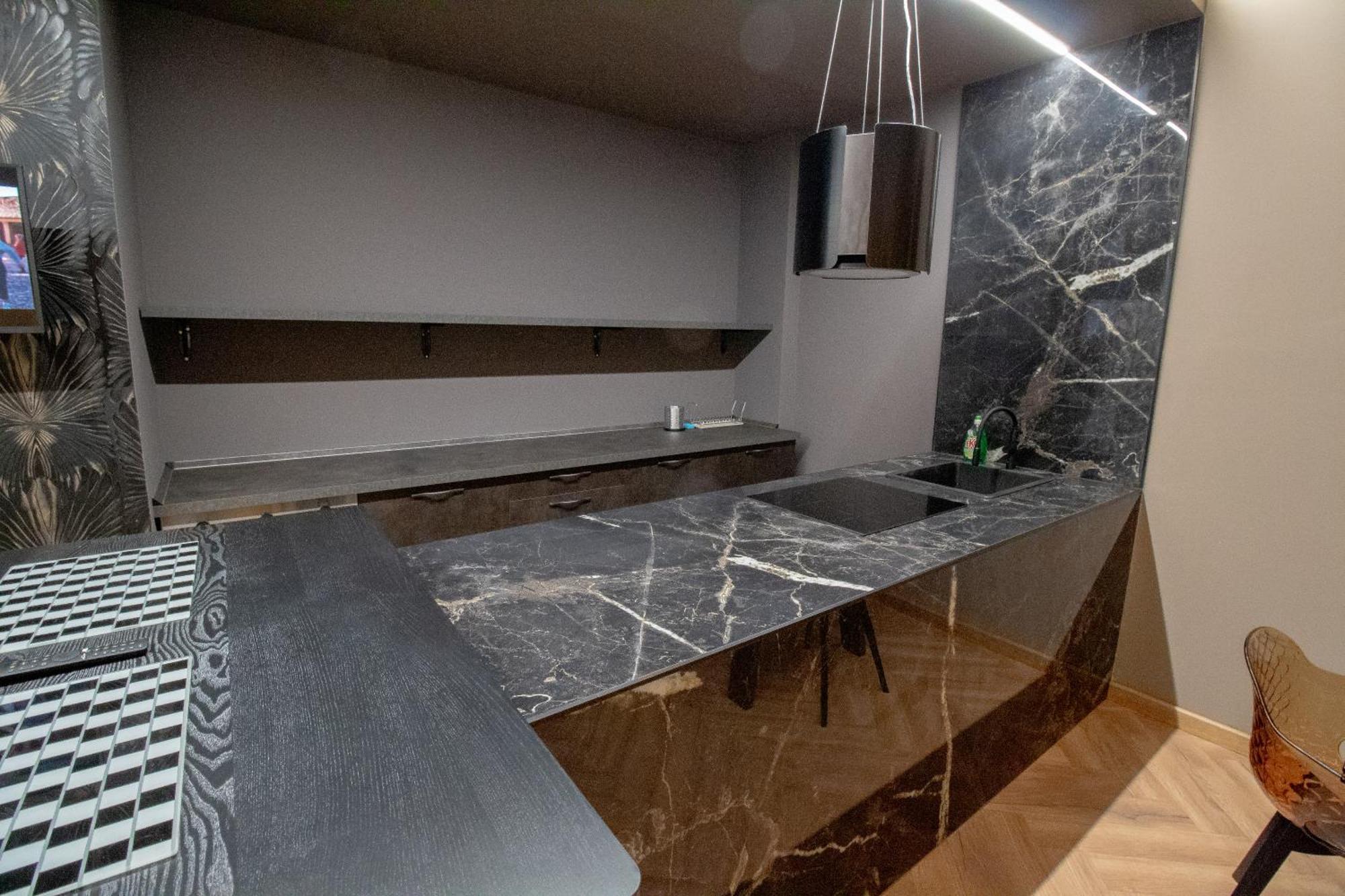 トリノLuxury Museo Egizio - Esclusivo Trilocale In Pieno Centro - Free Wifiアパートメント エクステリア 写真